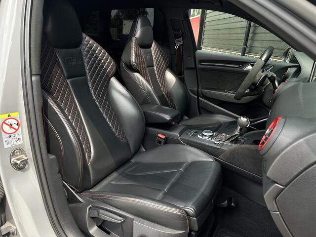 Audi RS3 Sportback 2.5 TFSI Quattro Panoramadak, B&O, Maxton, Carbon