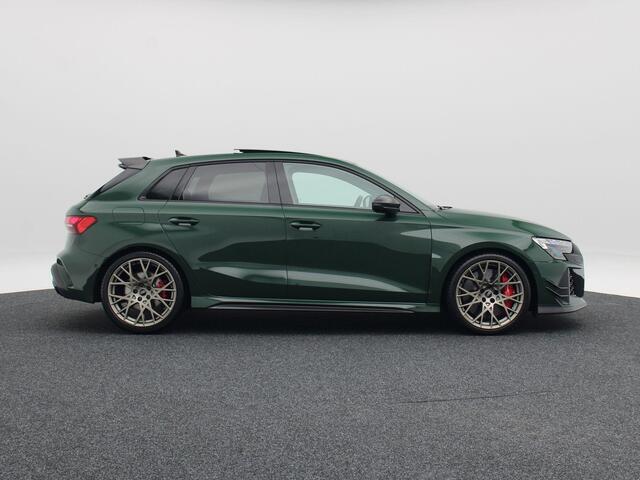 Audi RS3 portback Competition Limited 2.5 FSI | 400 PK | Exclusive kleur | Carbon spoilerpakket | Glazen panoramadak | Carbon stoelen | 19 inch Neodyniumgouden velgen | – foto 6