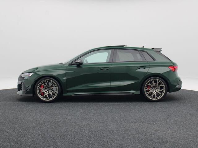 Audi RS3 portback Competition Limited 2.5 FSI | 400 PK | Exclusive kleur | Carbon spoilerpakket | Glazen panoramadak | Carbon stoelen | 19 inch Neodyniumgouden velgen | – foto 7