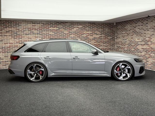 Audi RS4 Avant 2.9 TFSI quattro | Dak| Massage| Matrix LED| B&O|