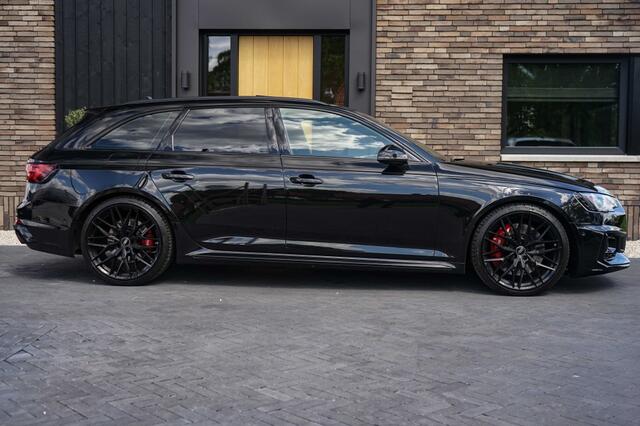 Audi RS4 Avant RS 4 2.9 TFSI Quattro Avant 450PK