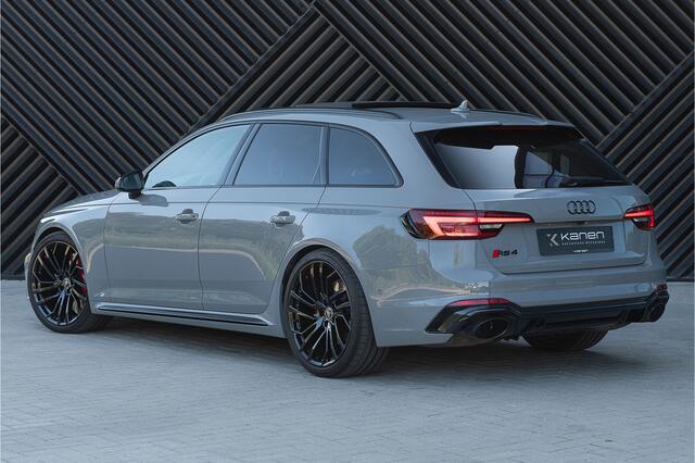 Audi RS4 Avant 2.9 TFSI Quattro Panodak ACC B&O Carbon Memory Massage Matrix 360 Head up