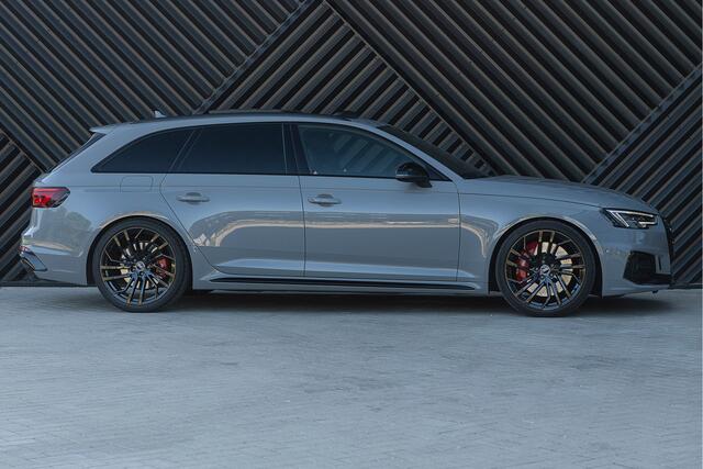 Audi RS4 Avant 2.9 TFSI Quattro Panodak ACC B&O Carbon Memory Massage Matrix 360 Head up