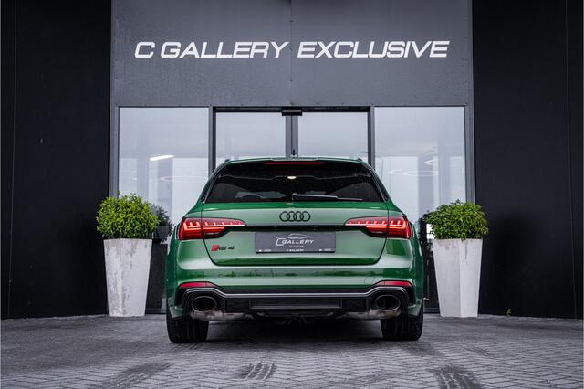 Audi RS4 Avant 2.9 TFSI quattro - Panorama | B&O | Carbon | Elek. Trekhaak | Massage