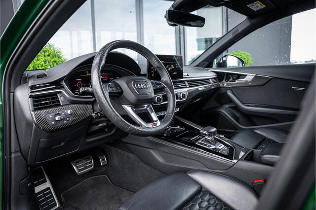 Audi RS4 Avant 2.9 TFSI quattro - Panorama | B&O | Carbon | Elek. Trekhaak | Massage