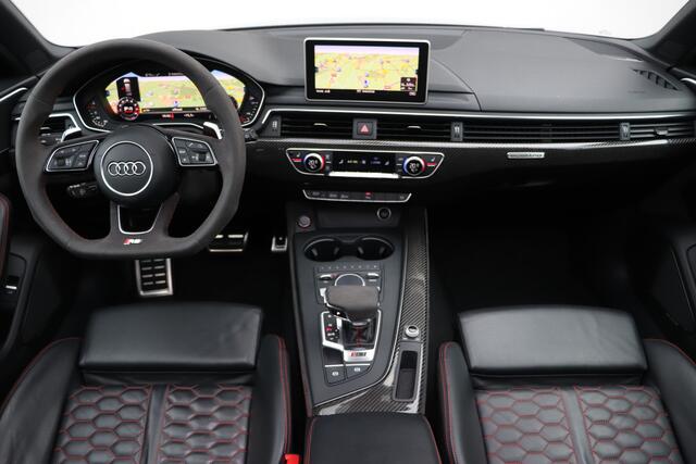 Audi RS4 2.9 TFSI Quattro Matrix Pano Massage Carbon