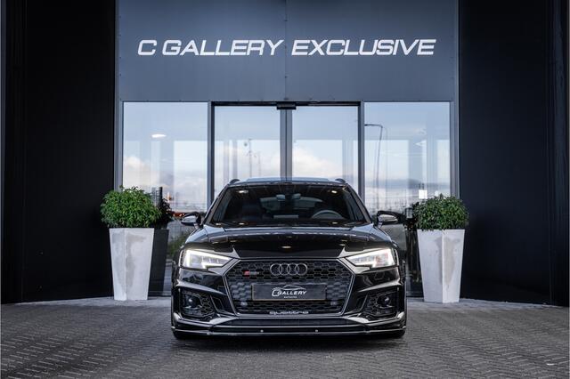 Audi RS4 Avant 2.9 TFSI quattro - Panorama | B&O | Carbon | Alcantara | Massage | Memory