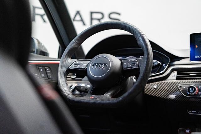 Audi RS4 2.9 TFSI 450 PK, Panodak, BenO audio, Head-up, Keramische remmen, RS stoelen, BTW