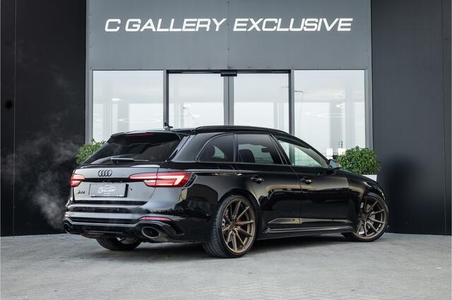 Audi RS4 Avant 2.9 TFSI quattro - Panorama | B&O | Massage | Sport Design Pakket