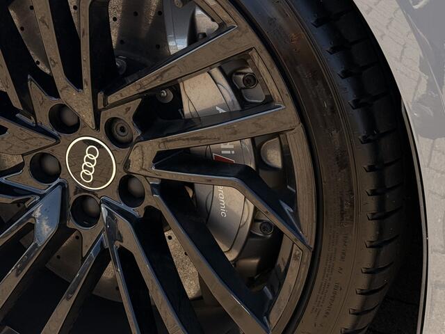 Audi RS4 A4 Avant 2.9 TFSI quattro | B&O | 360 | Keramiek | Stoel/Stuur verwarming | Pano | HUD