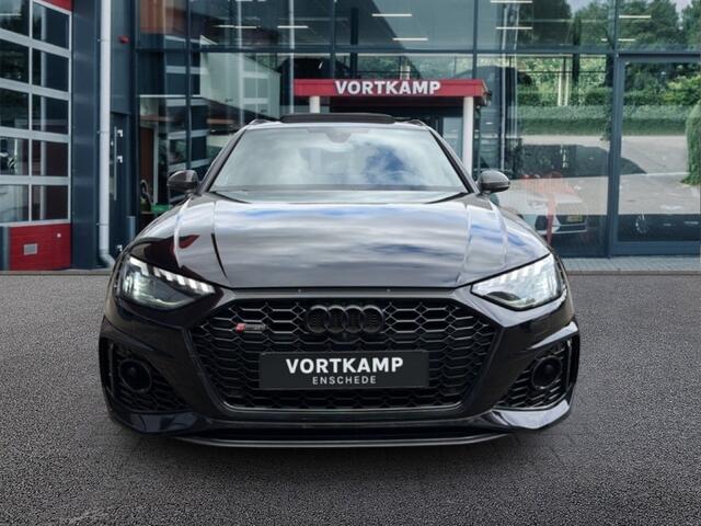 Audi RS4 2.9 TFSI QUATTRO COMPETITION+ CARBON/TREKHAAK/PANO-DAK/CAMERA/BenO