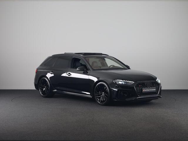 Audi RS4 A4 Avant 2.9 TFSI quattro 450pk | Panoramadak | Adaptive cruise controle | Matrix | Trekhaak | Elektrisch verstelbare voorstoelen met geheugen | Stoelverwarming voor en achter