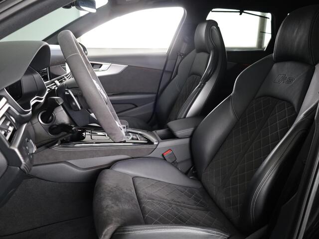 Audi RS4 A4 Avant 2.9 TFSI quattro 450pk | Panoramadak | Adaptive cruise controle | Matrix | Trekhaak | Elektrisch verstelbare voorstoelen met geheugen | Stoelverwarming voor en achter