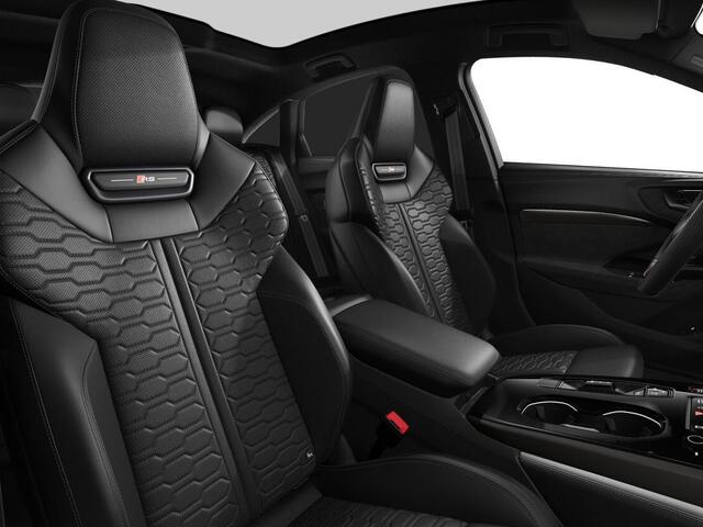 Audi RS5 Limousine e-hybrid quattro 639 PK · RS keramisch brons · Audi sportpakket · Panoramadak · Head-up display