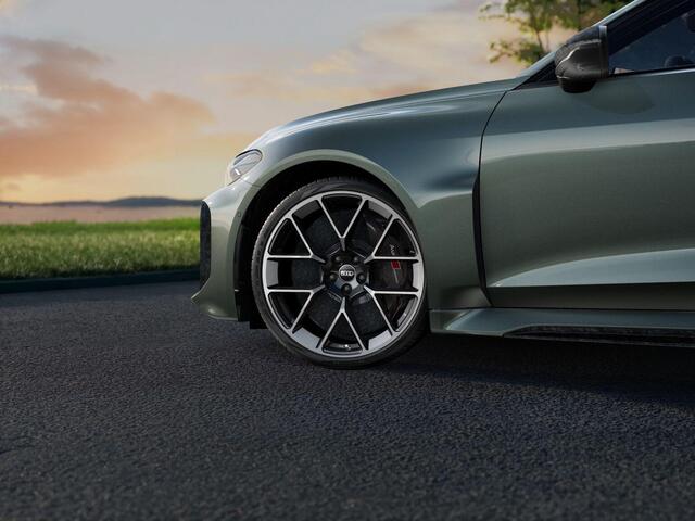 Audi RS5 Avant e-hybrid quattro, Keramisch, Carbon ext, 2026
