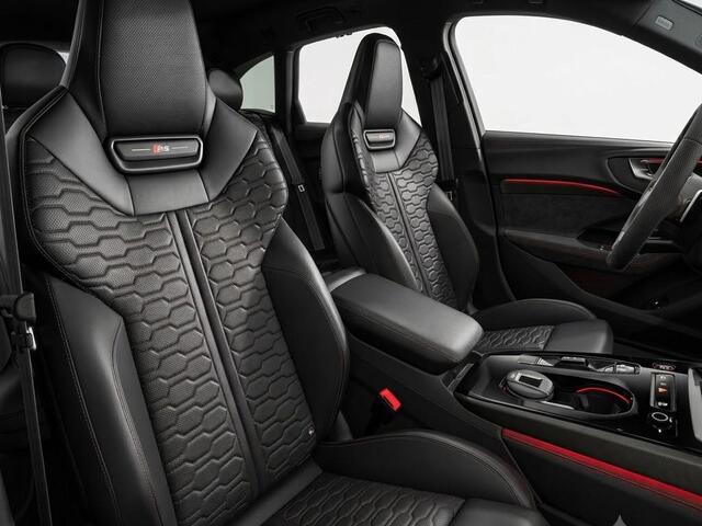 Audi RS5 Avant e-hybrid 470 kW/639 pk | RS keramische remmen zwart | Optiekpakket carbon | Audi Sportpakket | Panorama-glasdak |
