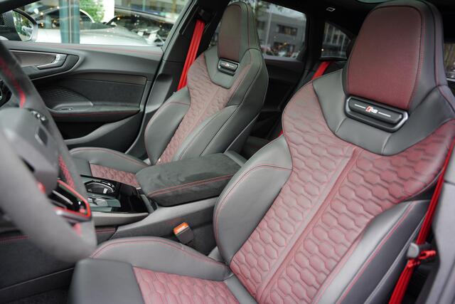 Audi RS5 Avant Quattro / Sportpakket / Keramisch / Pano / Head-Up