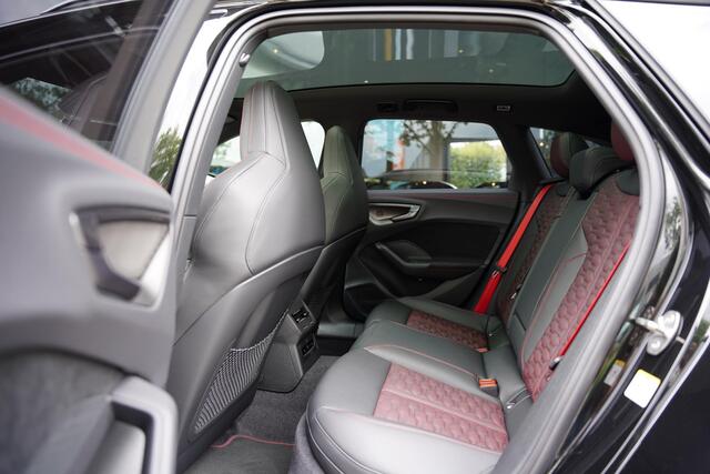 Audi RS5 Avant Quattro / Sportpakket / Keramisch / Pano / Head-Up