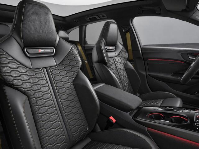 Audi RS5 Avant e-hybrid quattro 639 PK · Audi Sportpakket · Keramisch · Optiekpakket Carbon · Trekhaak – foto 4