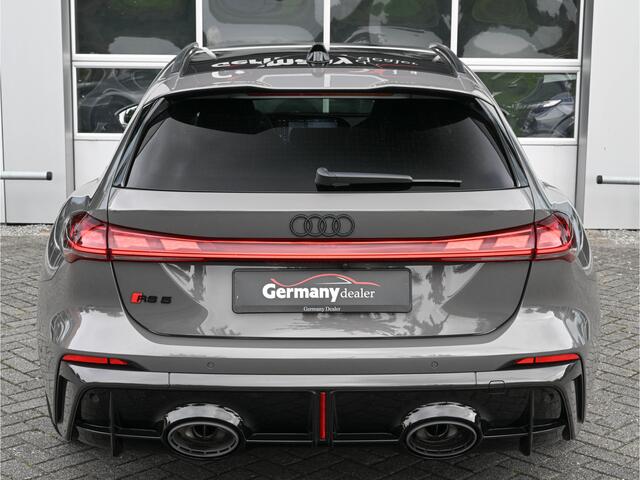 Audi RS5 Avant RS5 2.9TFSI V6 BiTurbo 639pk eHybrid Quattro VOL! Keramisch 3xCarbon Pano 285km/u TechPro B&O HUD M-Led