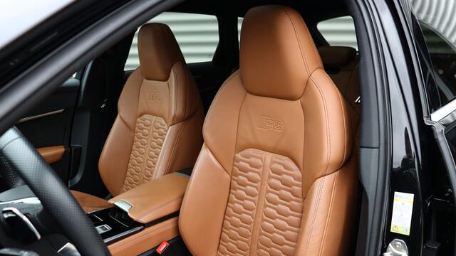 Audi RS6 Avant 4.0 TFSI quattro | RS Dynamic Plus | B&O | Stoelventilatie | Head-up | Trekhaak | Panoramadak | Keramisch