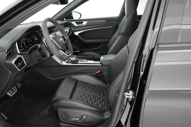 Audi RS6 Avant 600pk TFSI quattro |23"|dynamic plus pakket|B&O Advanced|carbon pakket|luchtvering|keramisch|panoramadak|dynamic steering|HUD|BLIS|stoelventilatie|matrix LED|