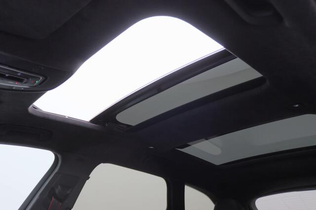 Audi RS6 Avant 4.0 TFSI Quattro 600 PK Panoramdak, B&O 3D, Dynamic Plus, Carbon, Ceramic, 4WB, HUD, 22"