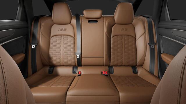 Audi RS6 A6 Avant TFSI quattro performance | 630 PK | Bang & Olufsen Advance 3D | Panoramadak | Led Laser koplampen | 22" LM velgen | Nachtzicht | RS sportuitlaat | Trekhaak wegklapbaar | 280 km/h | Luxe lederen bekleding |