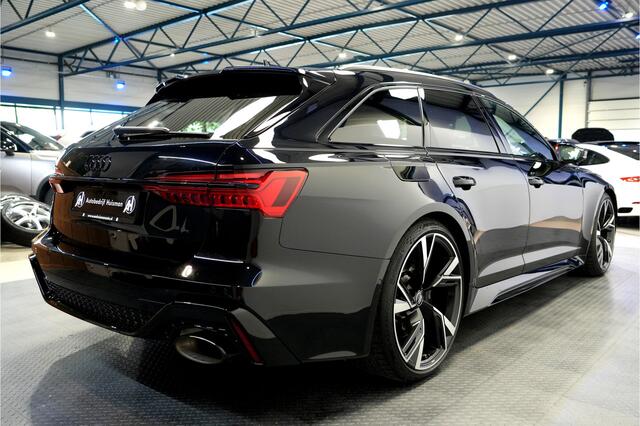 Audi RS6 Avant 4.0 TFSI 441kW/600pk Aut8 Quattro Performance LUCHTVERING + SOFTCLOSE + BANG&OLUFSEN + STANDKACHEL + 360 CAMERA + HEAD-UP + DUBBEL GLAS + ADAPT.CRUISE + LANE ASSIST + MATRIX LED + STOELVERWARMING&-VENTILATIE + HEAD-UP + EL.TREKHAAK + 22" LM-VELGEN!!