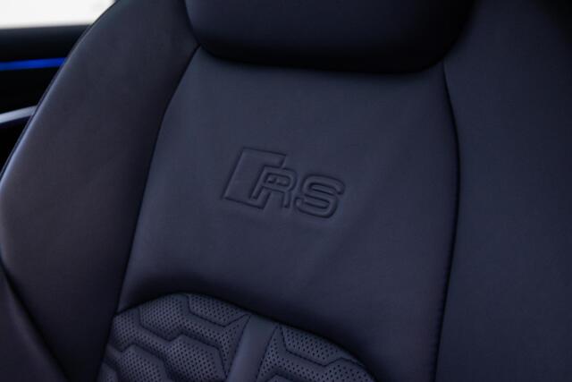 Audi RS6 Avant TFSI quattro | Dynamic plus | Bang & Olufsen Advanced | Tour | City | Panoramadak | Head-Up | 22 Inch |