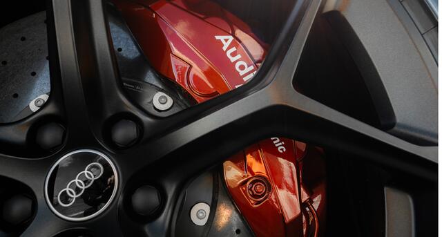 Audi RS6 A6 Avant TFSI PERFORMANCE | GRENADINE | EVENTURI | KERAMIK