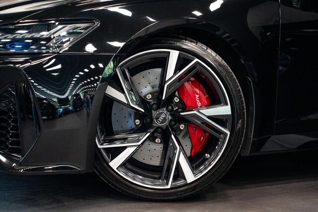 Audi RS6 Avant TFSI Quattro *Keramisch / Vierwielbesturing / Stoelventilatie / Bang & Olufsen / Soft-Close / Standverwarming / Carbon*