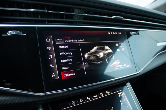 Audi RSQ8 4.0 TFSI 600PK | ACC | Keramische | BTW | B&O+ | 360 Cam | Carbon | Lane & Side Assist | Pano | 23" | Black Pack | Massage + Ventilatie | RS Dynamic + | Ventilatie | Apple & Android Carplay | Achterasbesturing | Softclose | Alcantara Hemel | Alarm | Leder