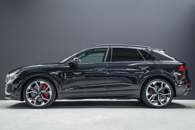 Audi RSQ8 4.0 600pk TFSI quattro |carbon ext.|massage|panoramadak|B&O|RS sportstoelen|keramisch|360 camera|luchtvering|HUD|Bang&Olufsen|Apple Carplay|