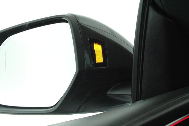 Audi RSQ8 4.0 TFSI 600pk Urban Matte PPF RS Dynamic plus Akrapovic Head-Up B&O Luchtvering Massage Keyless Navigatie