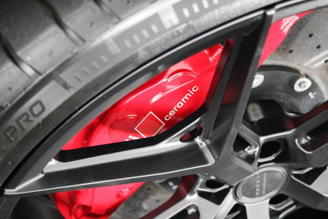 Audi RSQ8 4.0 TFSI 600pk Urban Matte PPF RS Dynamic plus Akrapovic Head-Up B&O Luchtvering Massage Keyless Navigatie