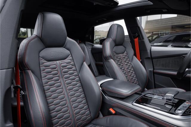 Audi RSQ8 4.0 TFSI Quattro Black Edition Pano - Sport Uitlaat - Trekhaak