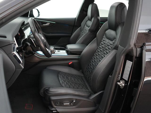 Audi RSQ8 quattro 4.0 600pk TFSI |23" custom|Dynamic plus|keramisch|achteras besturing|pano|massage|HUD|B&O|memory|carbon interieur|blind spot|Apple Carplay|parkeer camera|elek. trekhaak|