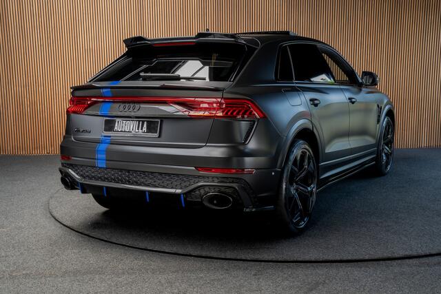 Audi RSQ8 4.0 TFSI B&O Ceramic HUD Massage Carbon Softclose Nachtzicht ACC Keyless 360 Camera Stoelventilatie Elektr. achterklep Memory seats Elektr. trekhaak Navi Niveauregeling PDC Stoelverwarming LM velgen