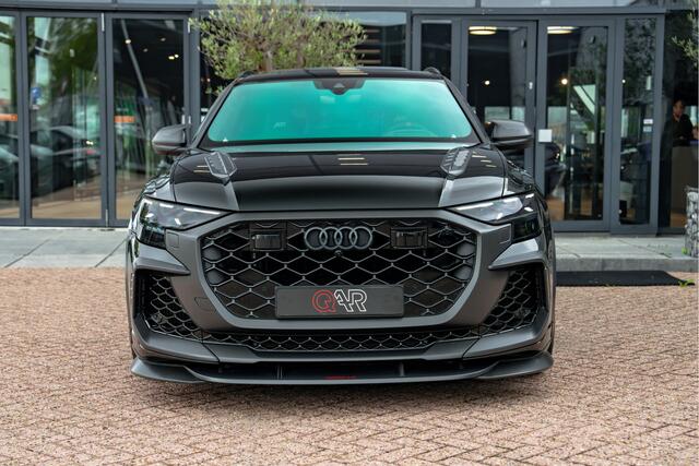 Audi RSQ8 ABT Legacy Edition 1 of 125 760pk | Audi exclusive lak | Advanced onderstel | B&O Advanced | Panoramadak | Massagefunctie | Carbon | Assistentiepakket city + parking | Servosluiting | Trekhaak