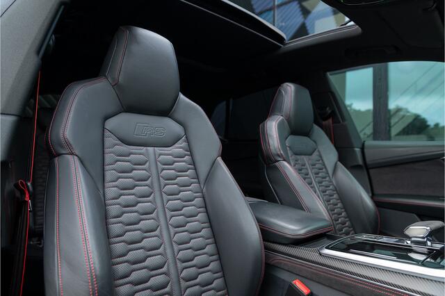 Audi RSQ8 4.0 TFSI RS Q8 quattro 600PK Keramisch Pano Luchtvering B&O 3D Head-up Standkachel Trekhaak 23" Vossen
