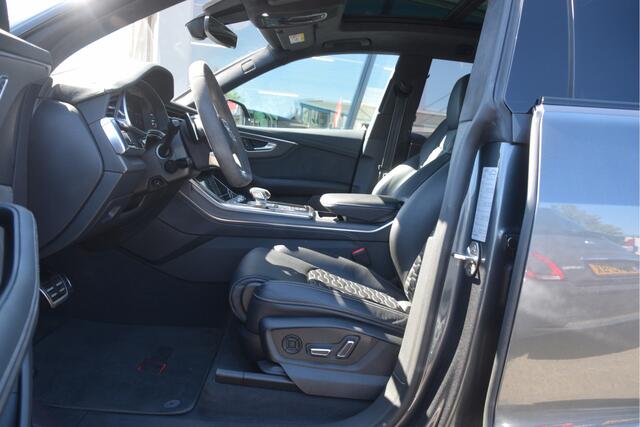 Audi RSQ8 4.0 TFSI RS Q8 quattro B&O | Keramisch | Pano | Softclose | Trekhaak | 23 inch | RS Dynamic