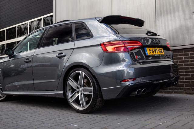 Audi S3 SPORTBACK 2.0 TFSI 310 pk S3 Quattro Pro Line Plus S-Line /Facelift/ Pano-Dak/ Matrix-Led/ Adap.Cruise/ B&O-Sound/ Dynamic-Steering/ Sport-Stoelen/ Stoel.Verw. Park.Sens/ 19'' LMV