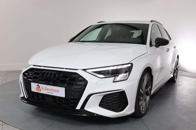Audi S3 SPORTBACK 2.0 TFSI quattro 310PK LED, Carbon, Virtual, Apple Carplay/Android Auto