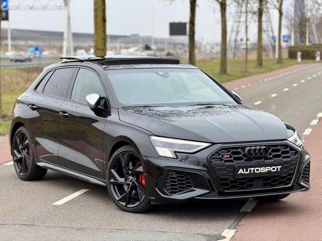 Audi S3 SPORTBACK 2.0 TFSI Quattro Pano Matrix B&O Navi