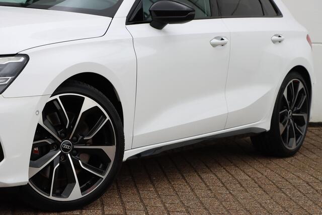 Audi S3 SPORTBACK 2.0 TFSI 310pk S tronic Quattro Edition One | Pano | ACC | Carplay | Camera | Parkassist