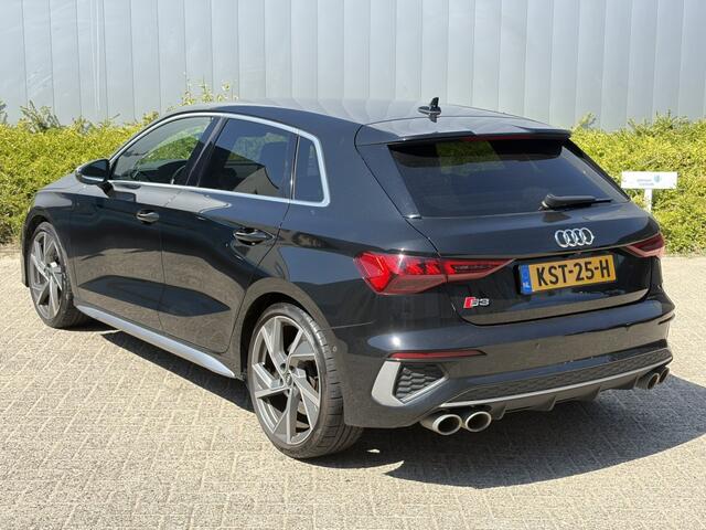 Audi S3 SPORTBACK 2.0 TFSI quattro