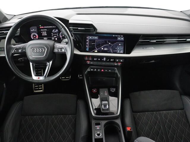 Audi S3 SPORTBACK 2.0 TFSI S3 quattro | Adaptive cruise | B&O | Bang & Olufsen | Matrix LED | Leder/Alcantara | Park Assist | Stoelverwarming | Virtual Cockpit | Carplay | Navigatie | Sportstoelen | Climate control