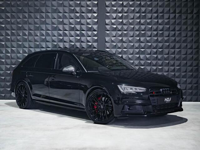 Audi S4 Avant 3.0 TFSI quattro | Pano | S.sport | B&O | 20" | HUD | All Black | Matrix | Side | Massage |