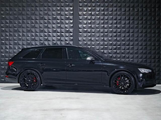 Audi S4 Avant 3.0 TFSI quattro | Pano | S.sport | B&O | 20" | HUD | All Black | Matrix | Side | Massage |